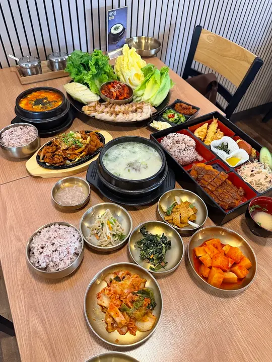 레드몬드 본 설렁탕, 국물이 진한 집밥 같은 곳 첨부 사진 1